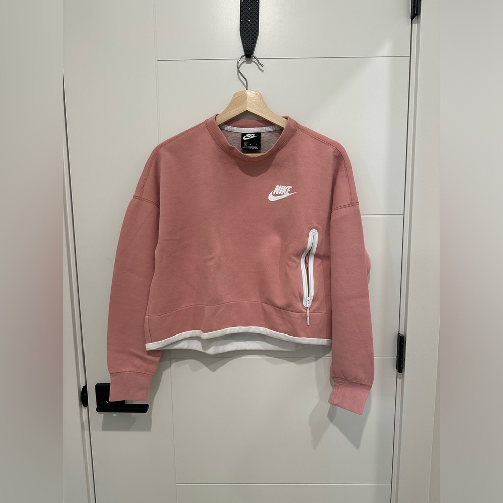 boxy cropped long sleeve sweater